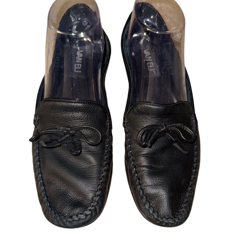 Vaneli‎ Women's Black Leather Loafers Size 8.5 Narrow Casual Slip On Flats
